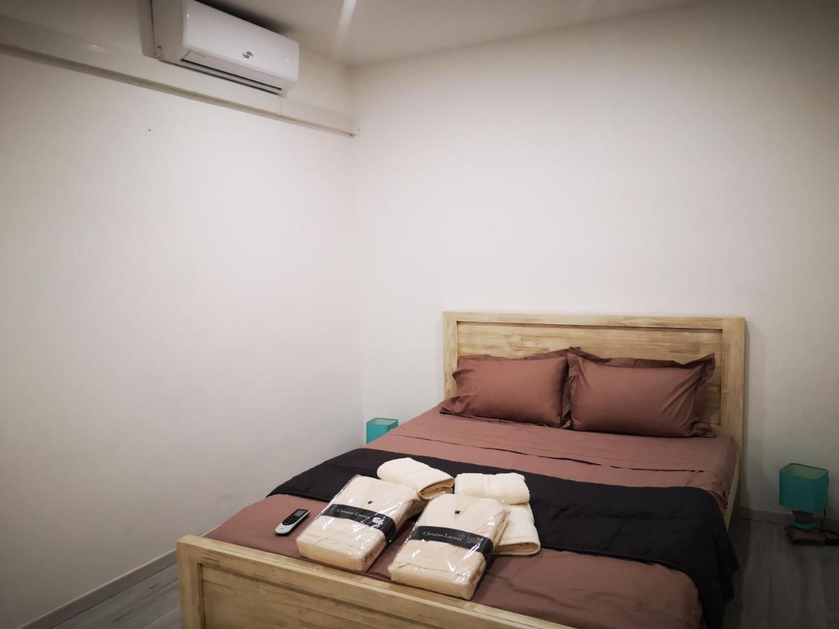 Appartement Saint Gilles Les Bains 외부 사진